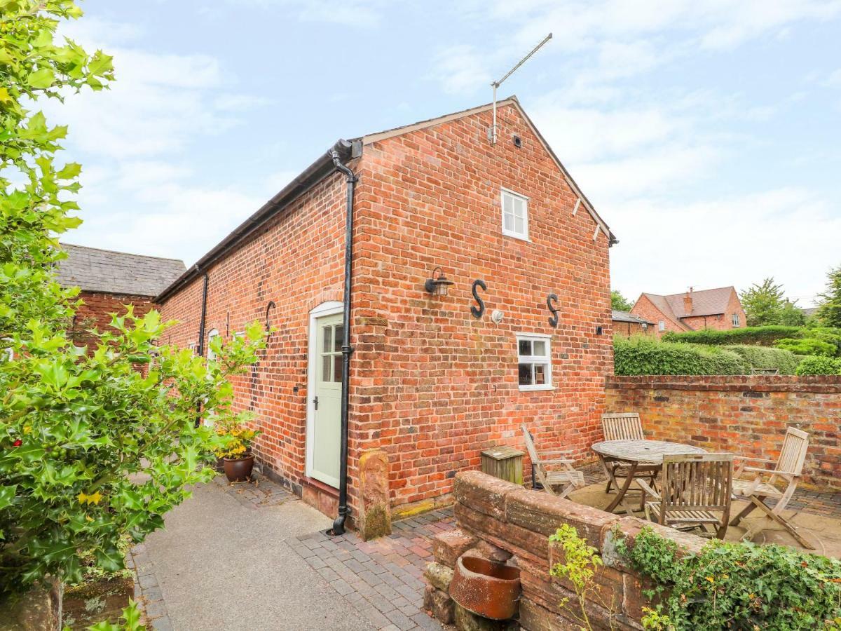 The Shippon Villa Tarporley Exterior photo